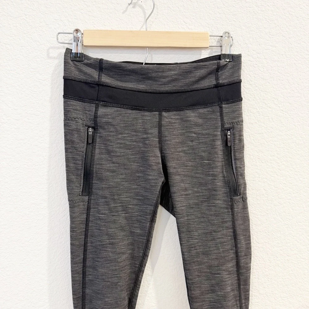 Lululemon- Inspire Tight II Mesh Black Space Dye- Size 4